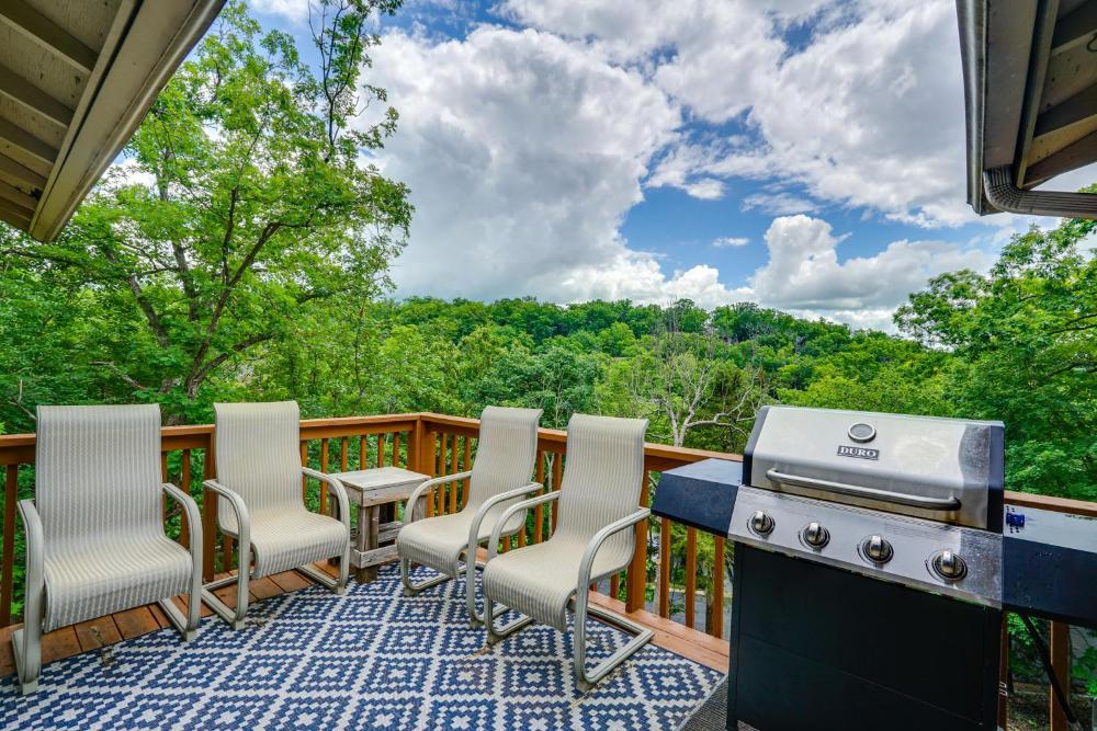 Walk to Lake Osage Beach Home with Grill!